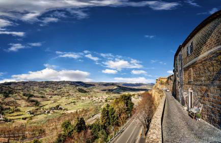 La Casa Bianca with parking and view - Foto 22