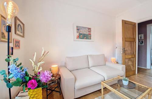 Little Strasbourgeoise - Proche Hypercentre - Tram - Charme et Confort - Photo 2