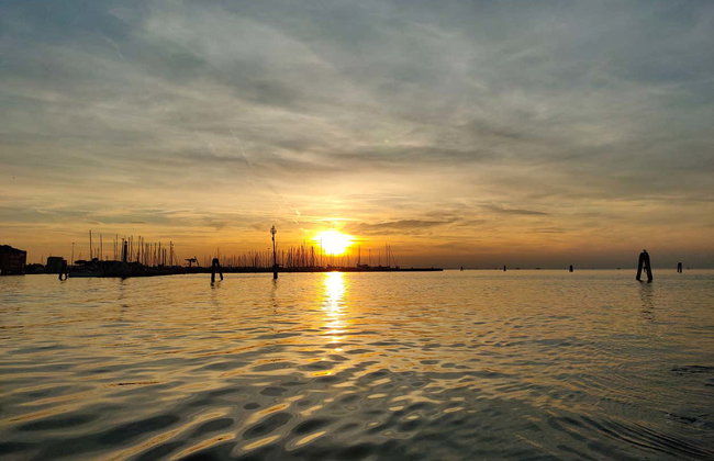 Venetian Lagoon Sunset Boat Ride - Photo 3