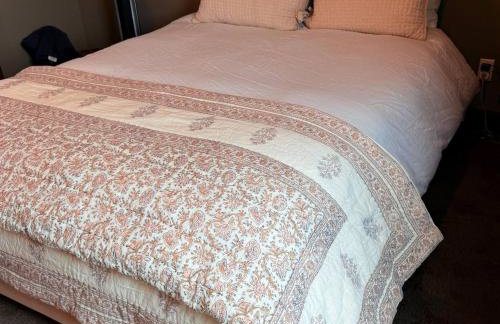 Brasada Getaway-> Privacy, Hot Tub & Theater Room! - Foto 25