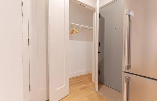 Chic Japandi 1BR in Brooklyn w Washer & Dryer - Foto 22