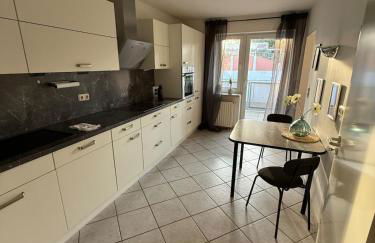 Sehr schöne Wohnung 100 qm zentrale Lage 5 min nach Aachen - Foto 9