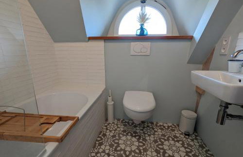 Maison typique bretonne avec toit de chaume - Foto 26