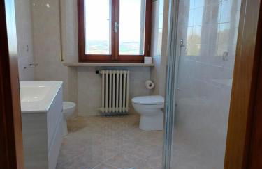 CASA DORIS Montecarotto, Le Marche - Top Lage, Glasfaser WIFI, neu renoviert - Foto 2