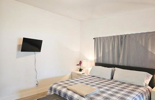 Modern 3BR Home Near Holycross Hospital - Foto 15