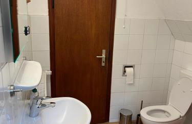 Eifel Landhaus Panoramablick unter der Burg Olbrück mit Sauna Hottub großer Terrasse und Garten Ideal für Familien - Foto 26