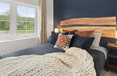 Charming & Freshly Restored Farmhouse 1 mile from center of Stowe - Foto 3