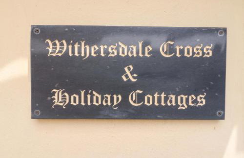 The Golden Cross - Photo 3