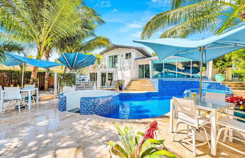 Waterfront Oasis Cascading Pool Views Centrally located Heated Pool Cascade KeyResidences - Foto 8