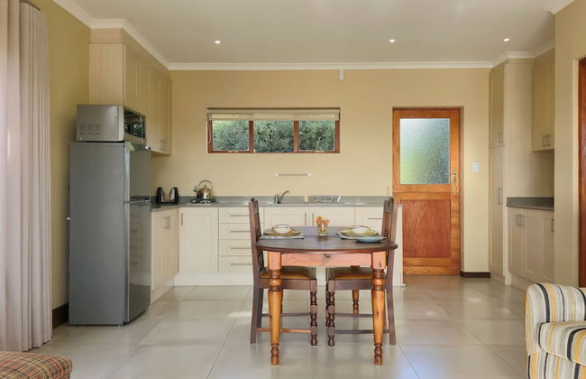 Hitgeheim Garden Cottages - Photo 15