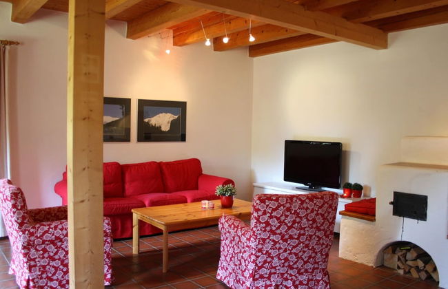 Quaint Mansion Near ski bus in Goldegg - Photo 24