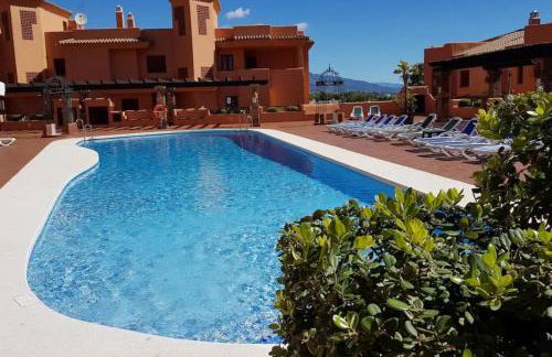 off line Deluxe 2 bedroom Golf Apartment Puerto Banus Marbella 12 Minutes Away by G00gIeMaps - Photo 9