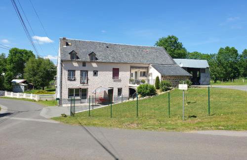 T2 CHEZ LE MARECHAL à NEBOUZAT - Foto 1