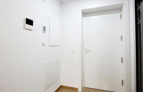 Sea View Apartment Near The Beach - Photo 24