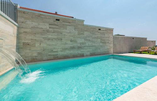MY DALMATIA - Villa Pezer with heated swimming pool, sauna and Jacuzzi - Foto 38