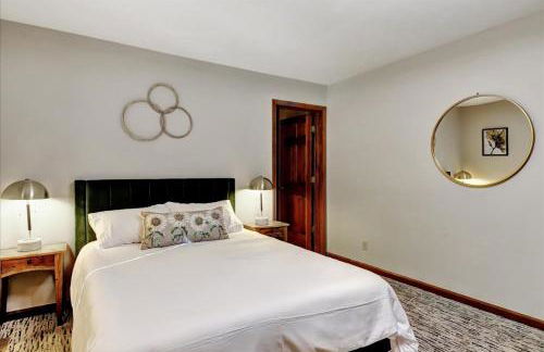 The Gathering Place! Sleeps 24, Lakeview, Game room - Foto 47