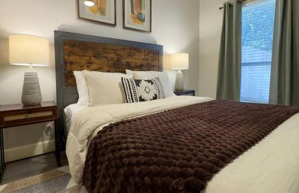 Spacious Family Gem, Close to Lake, Hot Tub - Foto 6