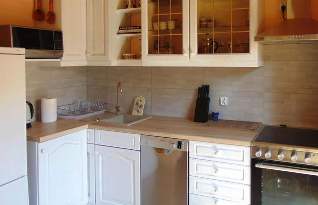 Semi-detached House Near the Lake - Photo 8