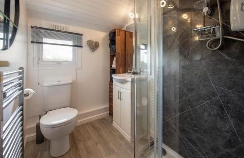 Tesseyman Lodge - Photo 33