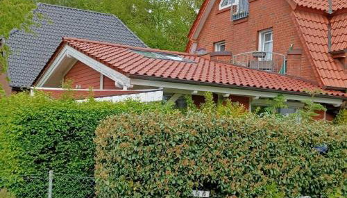 Moderne Ferienwohnung mit Kamin u Garten im EG 100qm Nähe Weser und Golfplatz - Foto 2, Garden