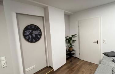 N I c h t frei - Photo 1