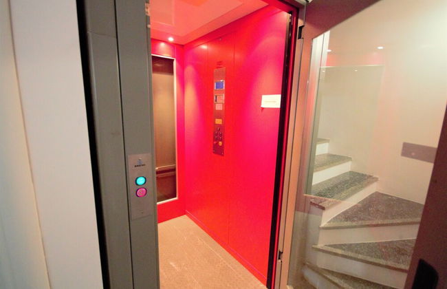 Villa Oliveto with Pool and Lake view - Photo 47