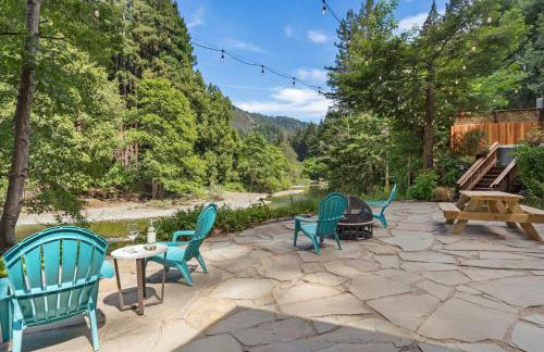 Cozy Creek Cabin - On Austin Creek Hot Tub - Dog Friendly - BBQ Grill - Fast WiFi - Foto 4