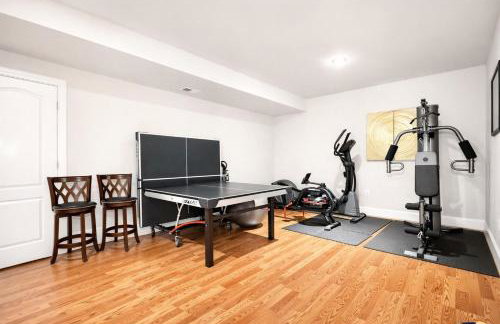 Luxurious 2BR Movie Theater Game Room Full Kitchen Gym - Foto 10