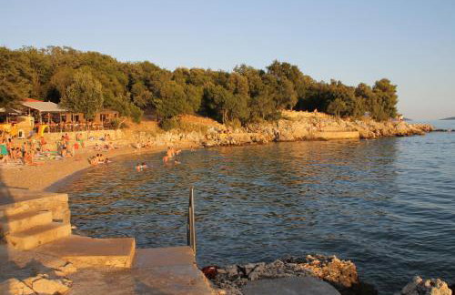Romantisches Ferienhaus mit großem Garten 1200 qm, nah zu einem schönen Strand - Foto 8