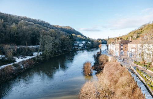 Ironbridge View Townhouse - WINNER 2026 UK MOST PICTURESQUE SELF-CATERING HOLIDAY HOME & 2026 SELF-CATERING ACCOMMODATION OF THE YEAR - Foto 89