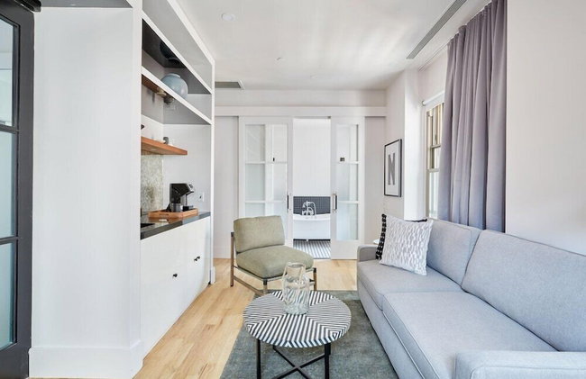 Studio 6 Suites Duane Street Hotel Tribeca - Photo 26