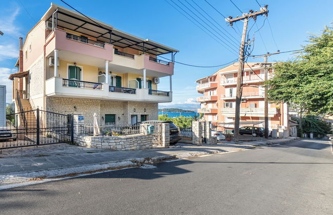 Seaview Portside apartment - Photo 12