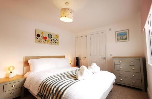 No. 28 Contemporary beach side property with sea views - Foto 29