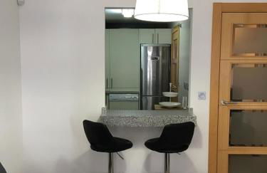 Piso Frente al Mar Primera Línea de Playa en Malaga con Parking Gratuito - Photo 6