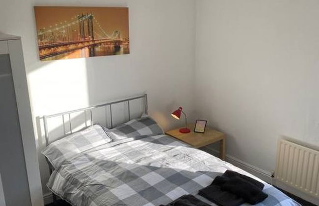 Stayzo House Accommodation- Coventry Free Parking - Foto 11