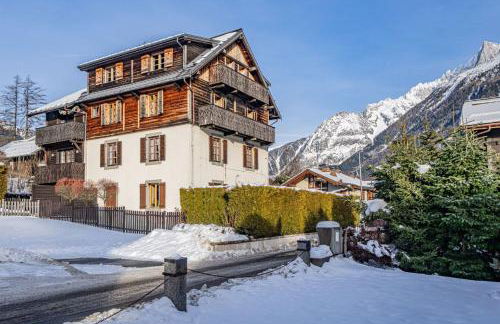 Toits des Pècles Top-Floor Alpine Apartment with Stunning Mont-Blanc View - Photo 7