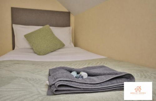 2 BR sleeps 4 - Huge communal space - Long stays welcome - Close to Hinkley - Free private parking - Foto 12