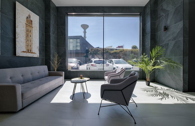 TH Apartments by Como en Casa - Photo 4