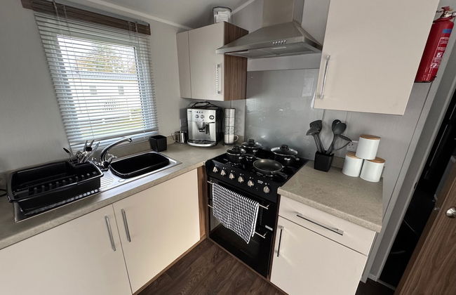 Haggerston Castle - Caravan - Sleeps 6 - Parking - Foto 14
