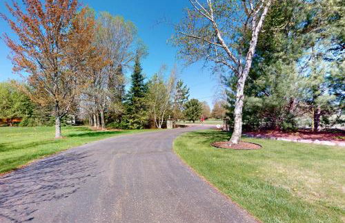 The 19th Hole Lakeside - Photo 43