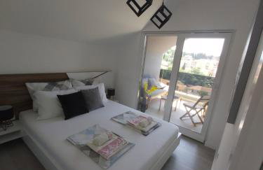 Apartments Mak & Lux - sea & sunset top view - Photo 71