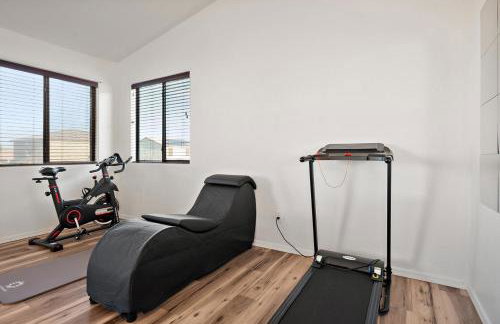 The Gem Getaway Pool Gameroom Gym by Relaxtay - Foto 51