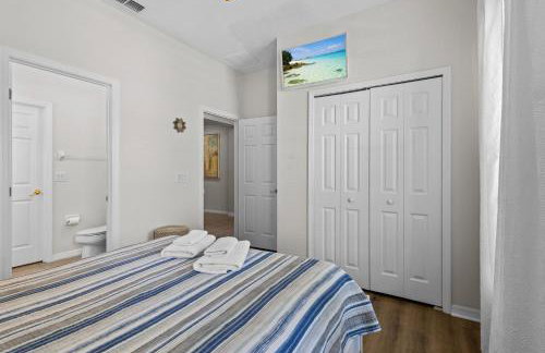 Family Nest 4-Bedroom Home Near Disney World - Photo 28