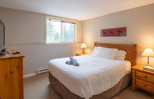 Timberline Lodges by Fernie Lodging Co - Photo 31