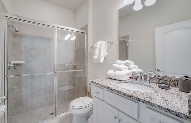 8 Bed 6 Ba Villa with Games, Pool & Spa - Foto 39