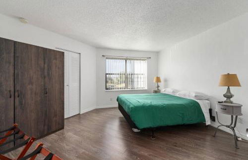 Cozy Apt with Pool, Hot Tub, Golf, Near Downtown - Foto 1