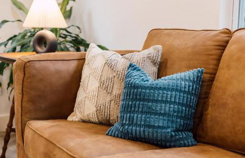 The Little Blue House - 1 King & 3 Queen beds - Foto 13