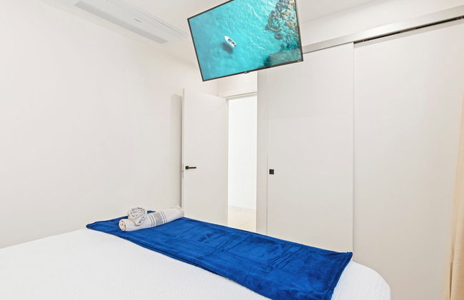 The Hills Residence - Photo 76