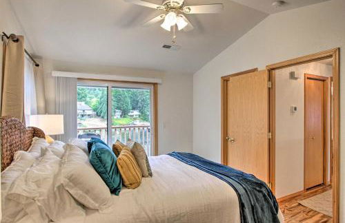 The Peacock House - Waterfront Home with Hot Tub! - Foto 34