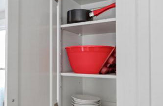 Luxe Suite with Pool Table, King Bed, 3 TVs, & Free Parking - Foto 54